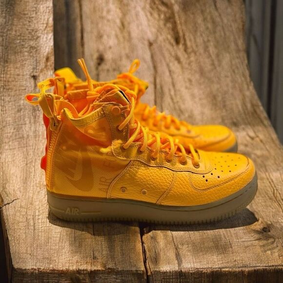 Nike OBJ Air Force 1 Mid OBJ Laser Orange Sneakers 917753-801 Sz 6.5Y EUC! - Picture 1 of 6